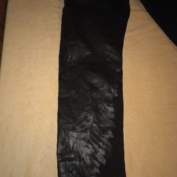 Women's GUCCI Black Denim Jeans with floral pattern Size 40 - Picture 9 of 14